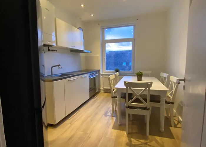Schoene In Charmanter Stadtvilla Messenaehe Lejlighed *